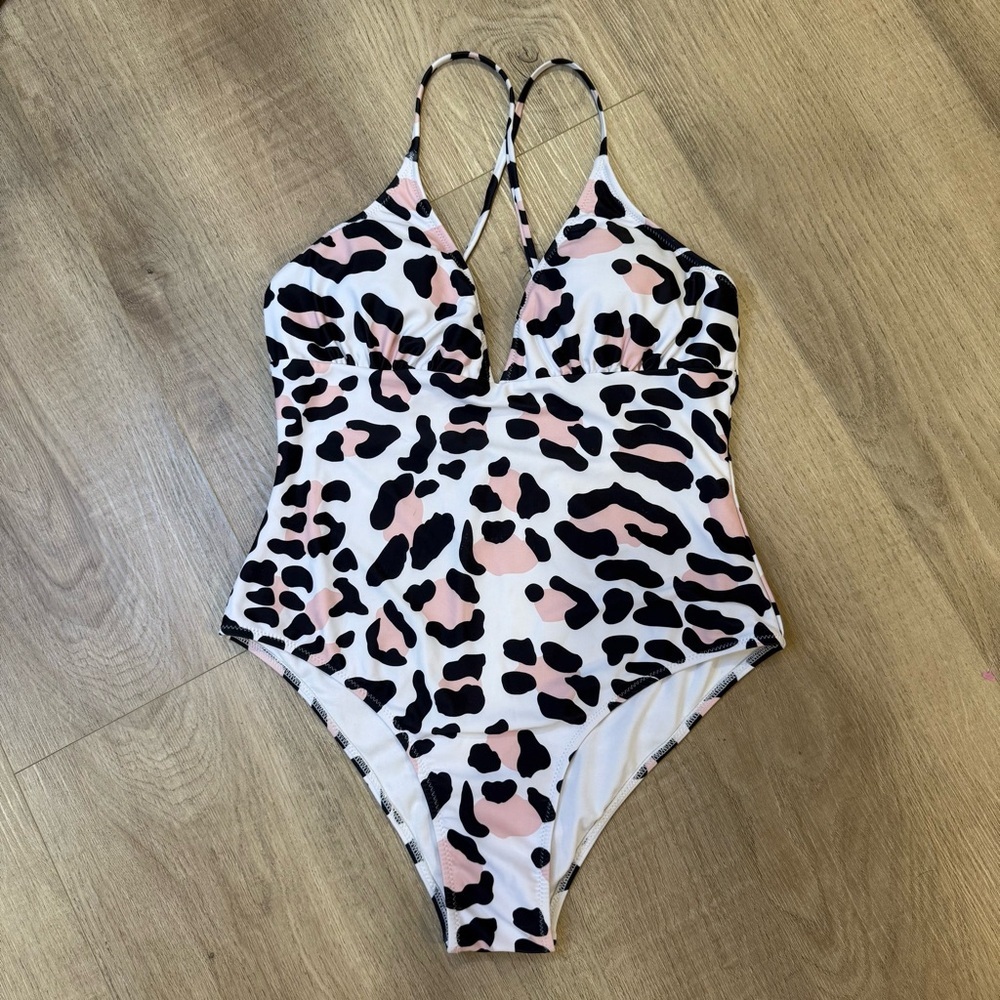 Adreamly Adorable Pink & Black One Piece Swimsuit with Adjustable Straps (L) EUC